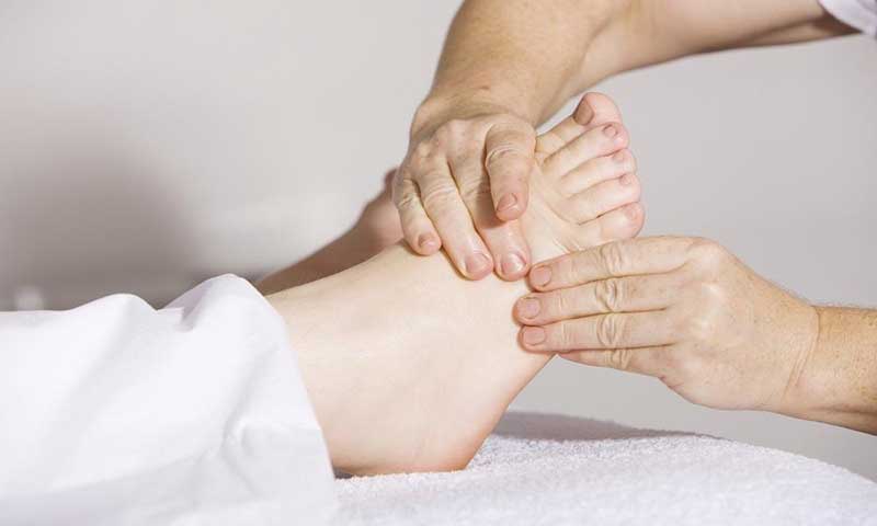 does foot massage help with circulation